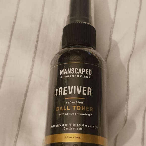 NEW! Men's MANSCAPED Hygiene Set - Picture 8 of 11